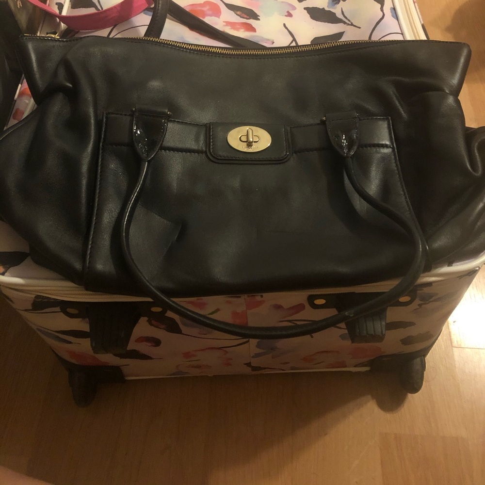 Preloved black handbag ❤️